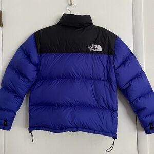 The North Face Royal Blue 💙🖤Black DownPuffer-Jacket💙🖤SizeSmall🖤💙